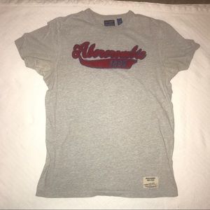 Abercrombie & Fitch Vintage Appliqué X-Large Tee